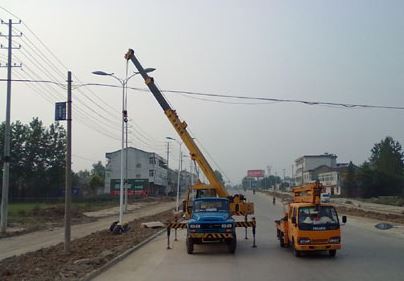 គុណសម្បត្តិជាក់ស្តែងនៃចង្កៀងផ្លូវពន្លឺព្រះអាទិត្យ淄博风向标信息科技有限公司 -2 组 - 张玲玲