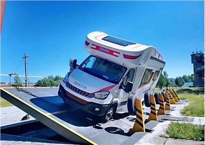 គម្របទូកជ្រូកទឹក